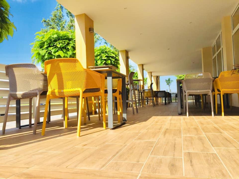 Hotel Restavracija In Prenocisca Carda Martjanci Exterior foto